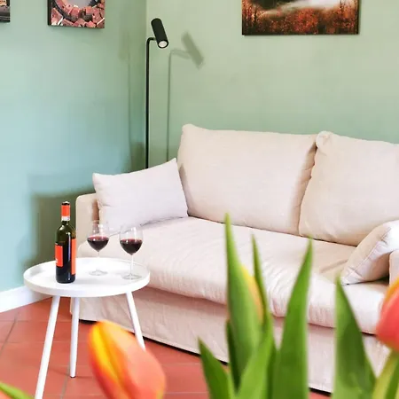 Casa Arya - Independent House - Near The Walls *