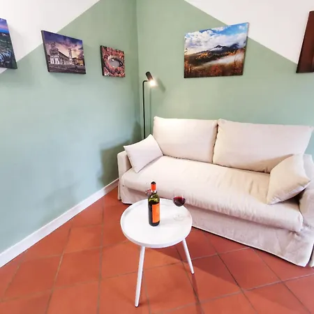 Casa Arya - Independent House - Near The Walls