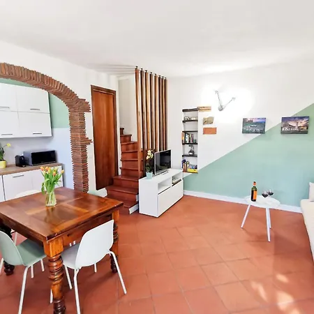 Holiday home Casa Arya - Independent House - Near The Walls Lucca